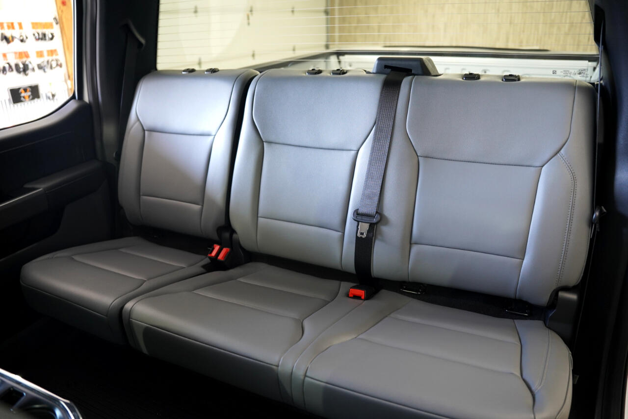 Ford F-150 Lightning Flash 4WD SuperCrew 5.5' Box 2025