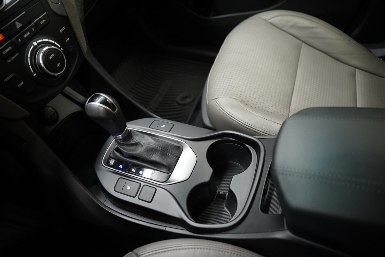 Hyundai Santa Fe Sport FWD 4dr 2.0T 2014