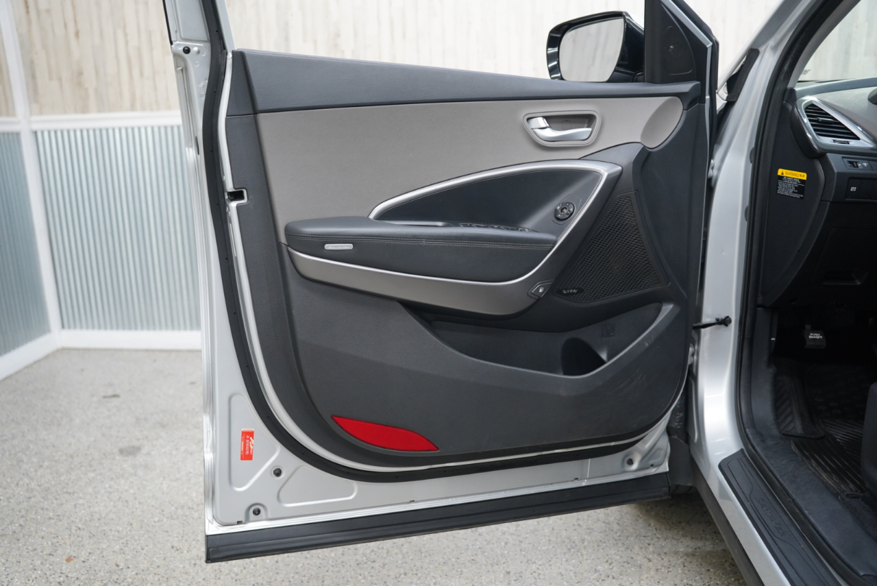 Hyundai Santa Fe Sport FWD 4dr 2.0T 2014