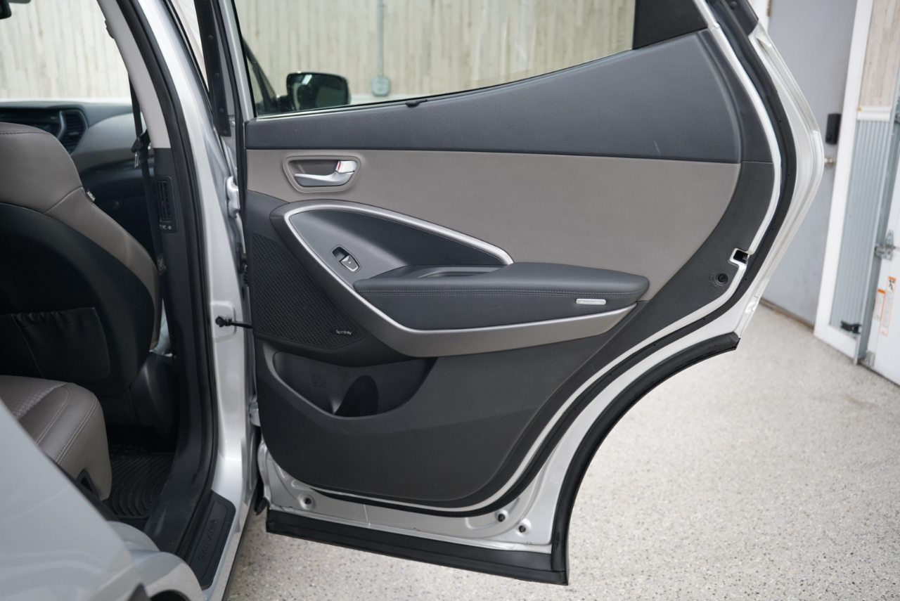 Hyundai Santa Fe Sport FWD 4dr 2.0T 2014