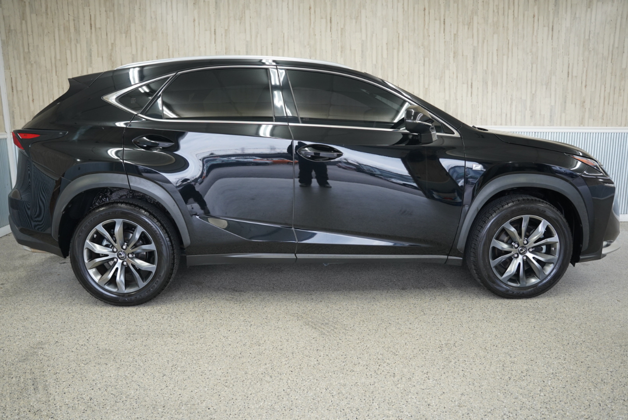Lexus NX 200t  2016