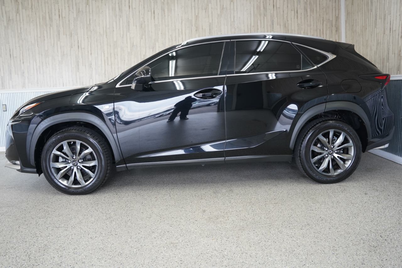 Lexus NX 200t  2016