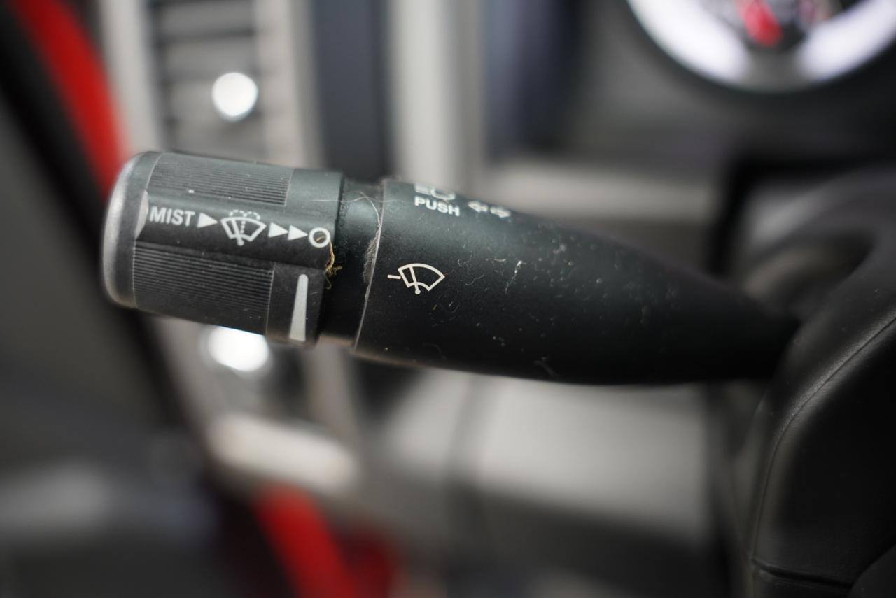 RAM 1500 Classic Express 4x4 Crew Cab 5'7" Box 2019