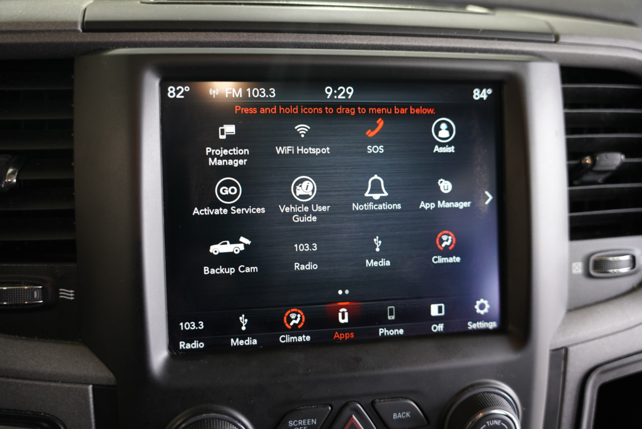 RAM 1500 Classic Express 4x4 Crew Cab 5'7" Box 2019