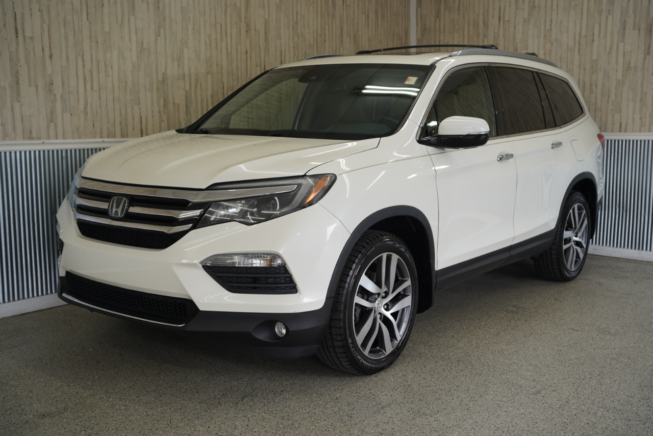 Honda Pilot AWD 4dr Touring w/RES & Navi 2016