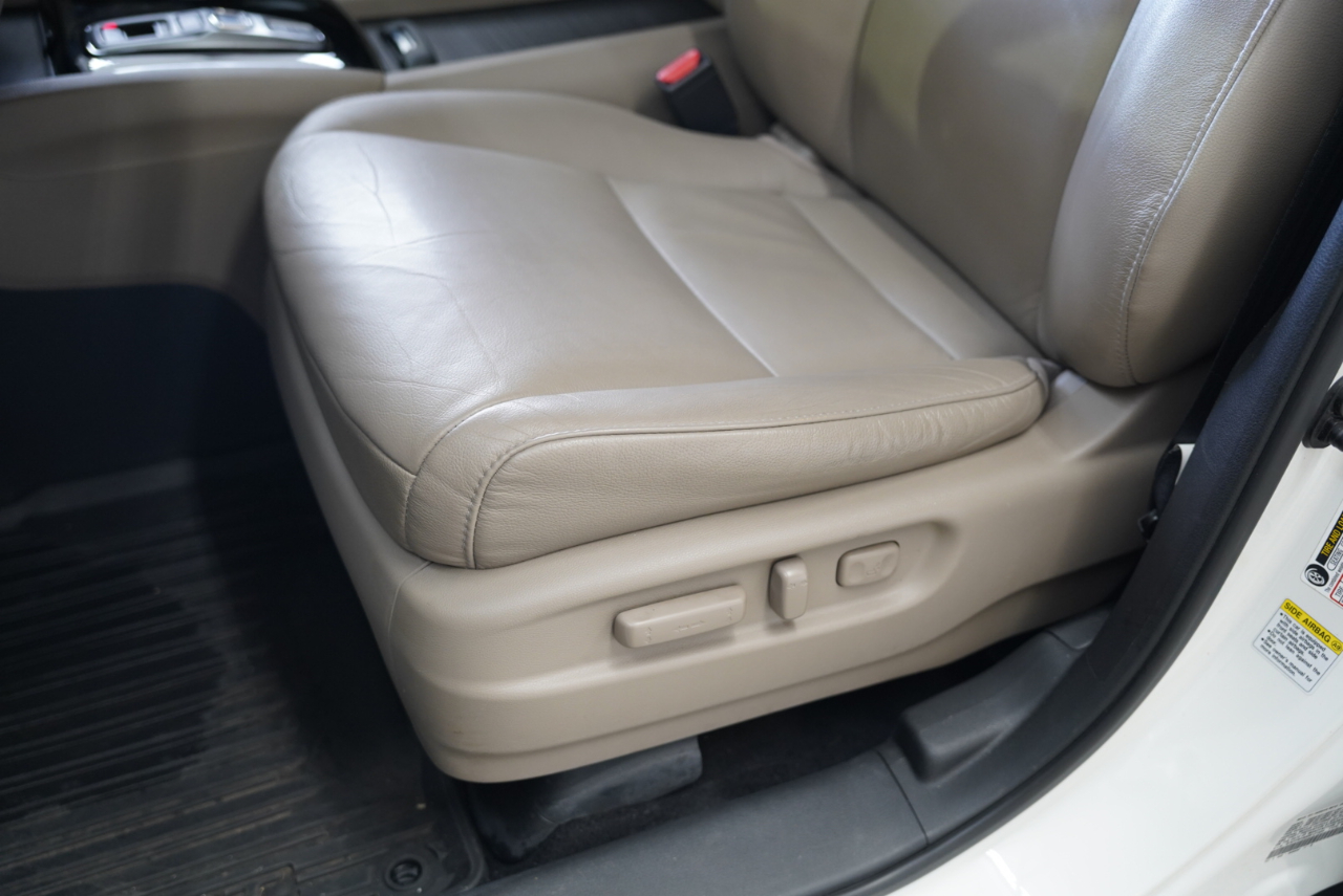 Honda Pilot AWD 4dr Touring w/RES & Navi 2016