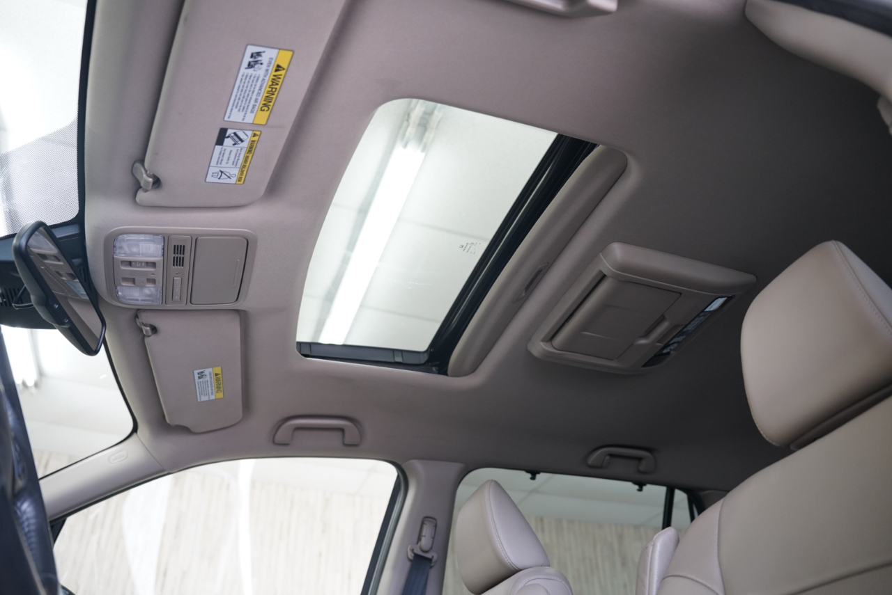 Honda Pilot AWD 4dr Touring w/RES & Navi 2016