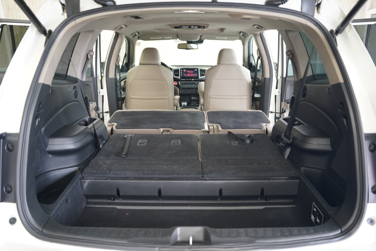 Honda Pilot AWD 4dr Touring w/RES & Navi 2016