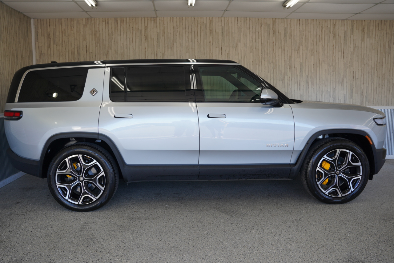 Rivian R1S Adventure Quad-Motor Large Pack 2023