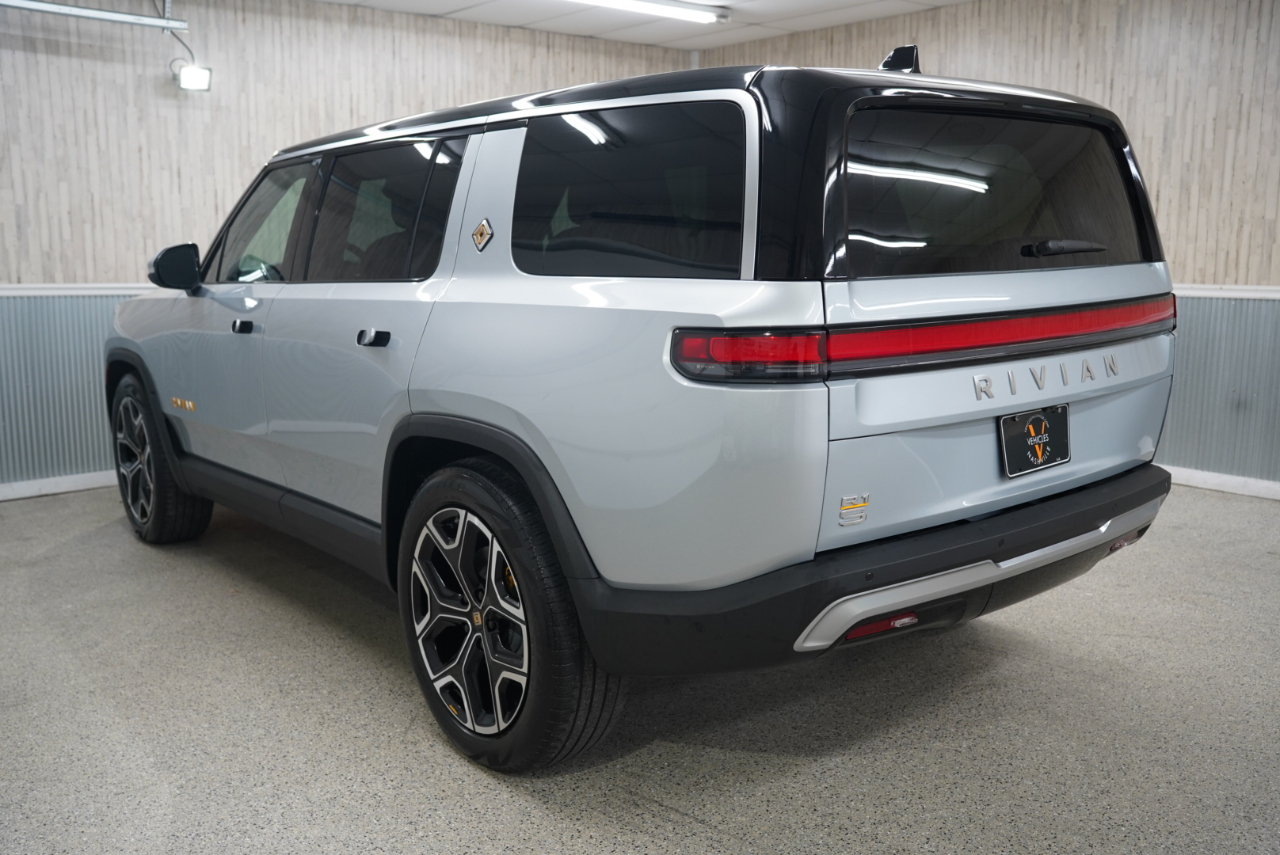 Rivian R1S Adventure Quad-Motor Large Pack 2023