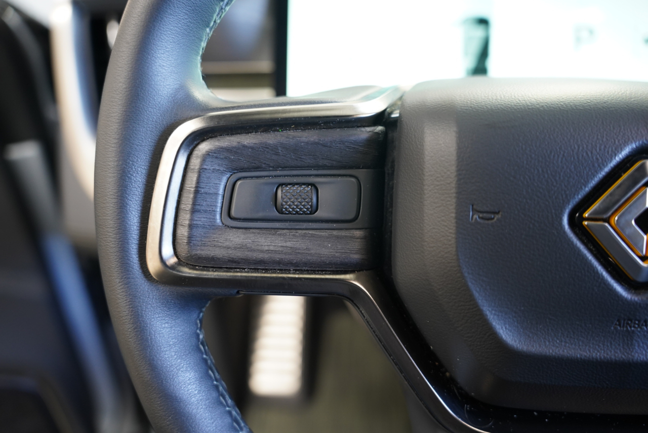 Rivian R1S Adventure Quad-Motor Large Pack 2023