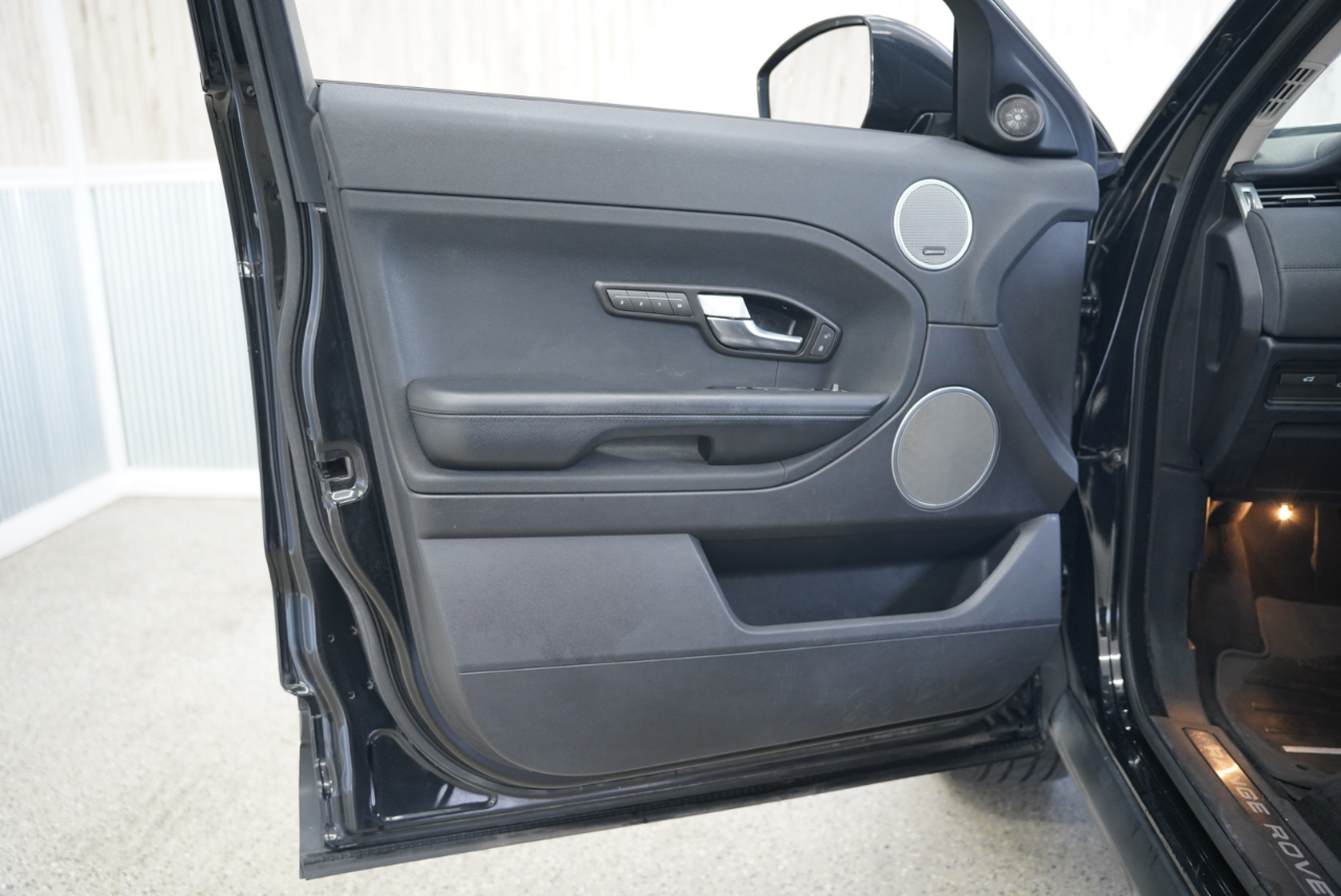 Land Rover Range Rover Evoque 5dr HB Pure Premium 2015