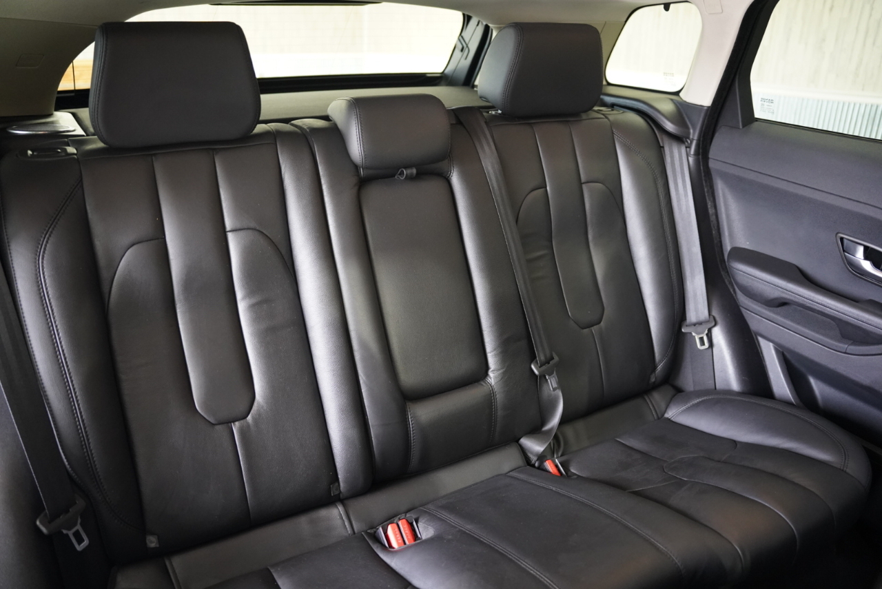 Land Rover Range Rover Evoque 5dr HB Pure Premium 2015