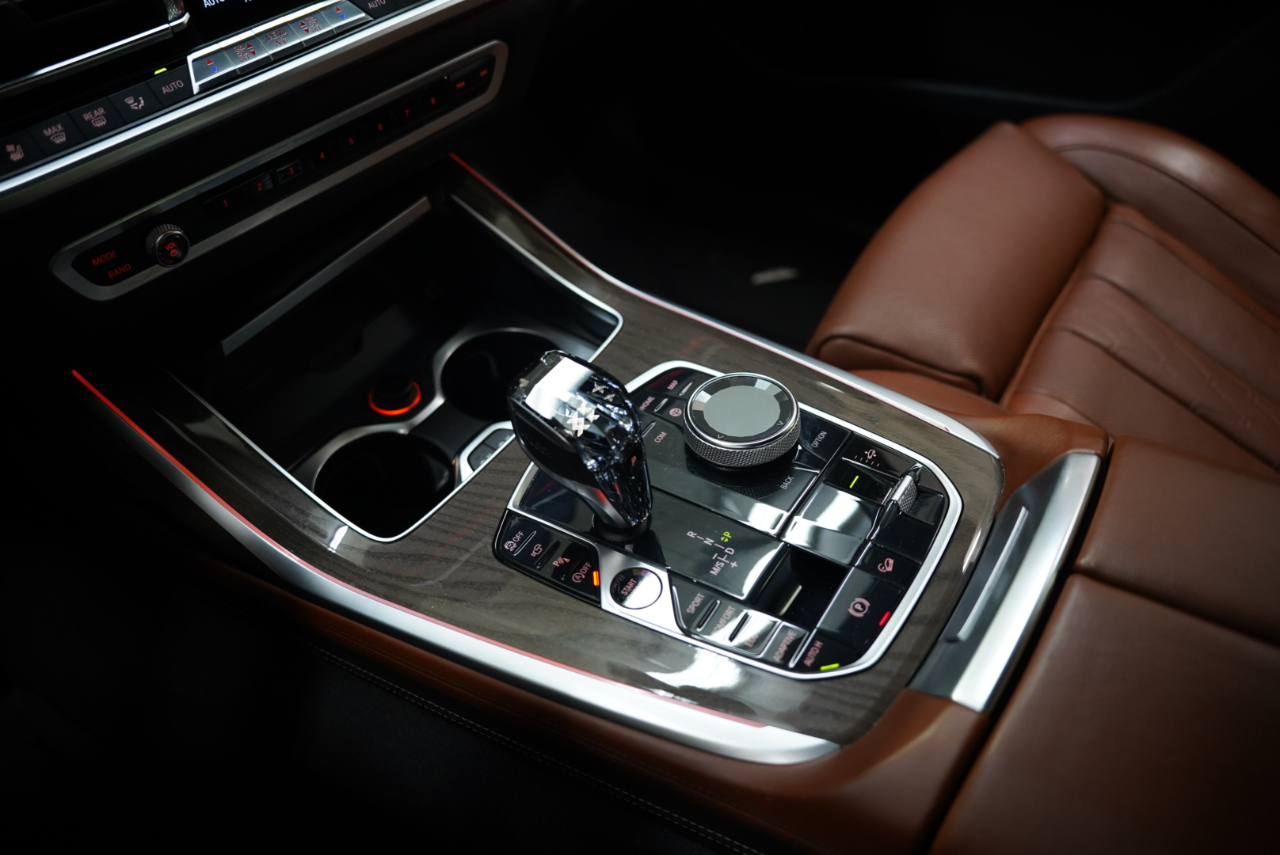 BMW X7 xDrive40i Sports Activity Vehicle 2019