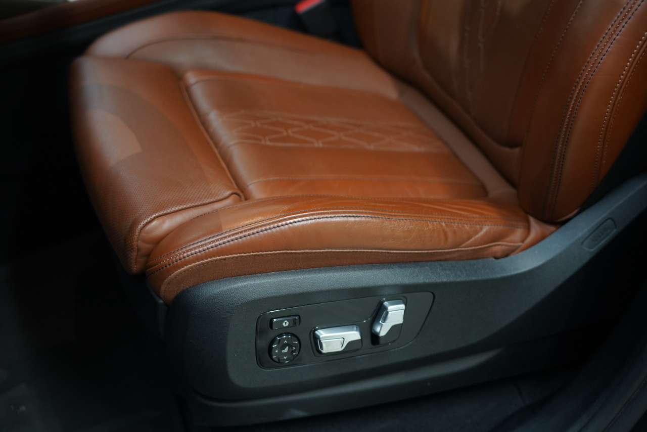 BMW X7 xDrive40i Sports Activity Vehicle 2019