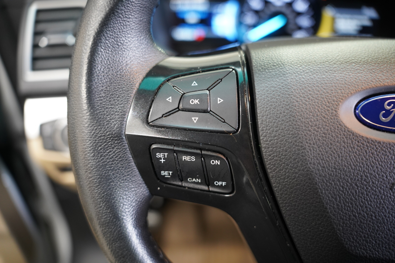 Ford Explorer XLT FWD 2017