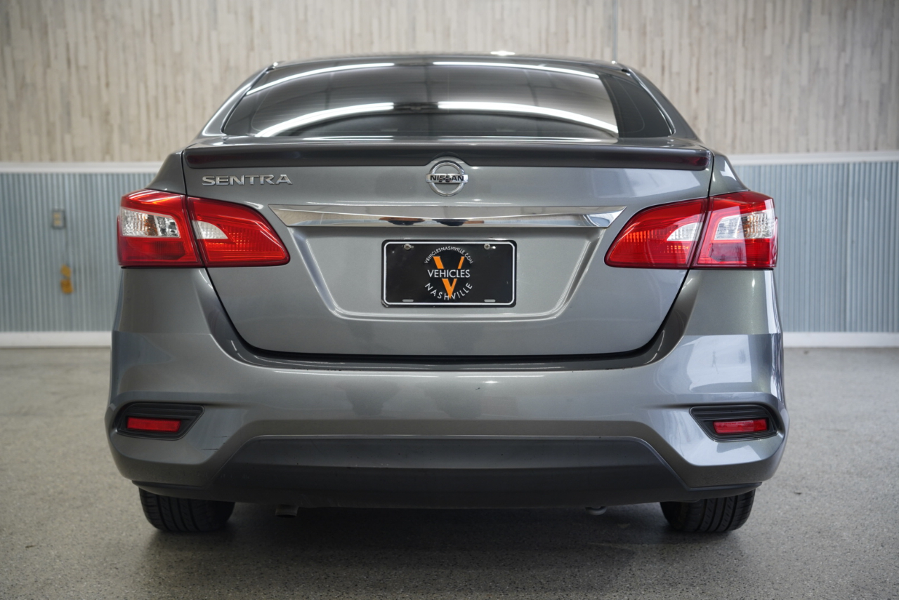 Nissan Sentra S CVT 2017