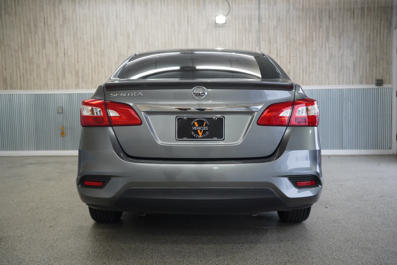 Nissan Sentra S CVT 2017