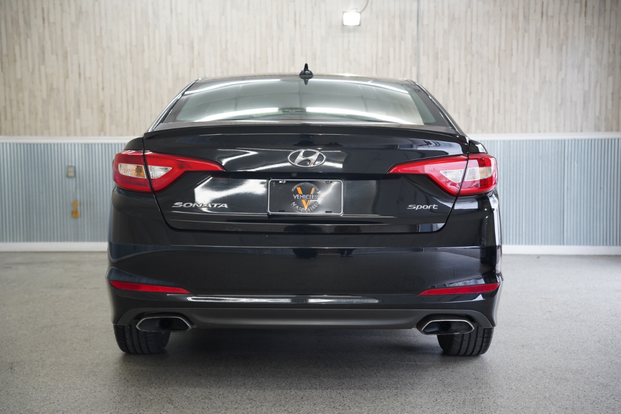 Hyundai Sonata Sport 2.4L 2017