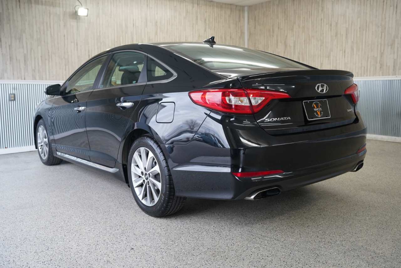 Hyundai Sonata Sport 2.4L 2017