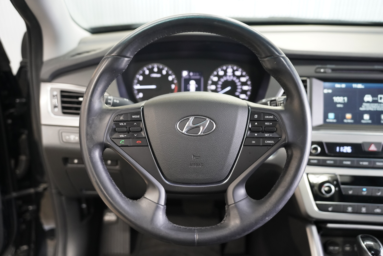 Hyundai Sonata Sport 2.4L 2017