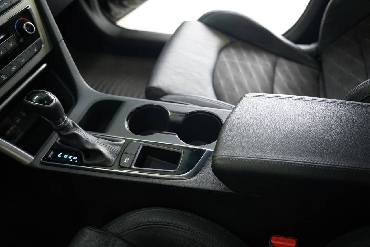 Hyundai Sonata Sport 2.4L 2017