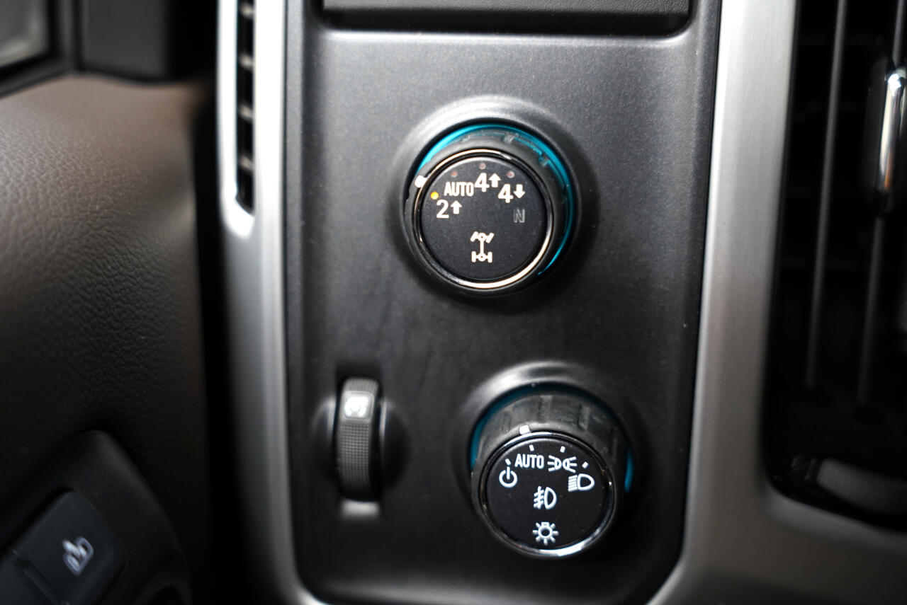 GMC Sierra 1500 4WD Crew Cab 143.5" SLT 2018