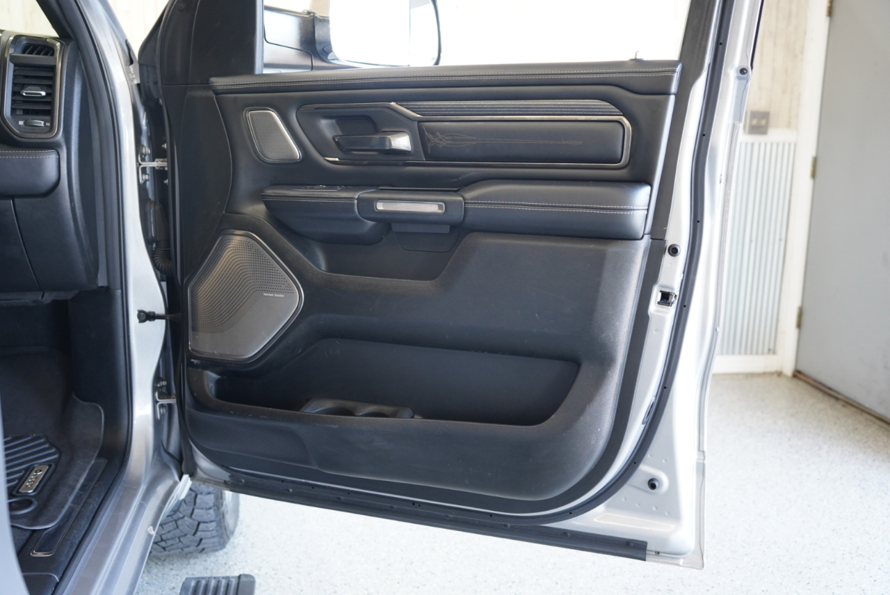 RAM 1500 Limited 4x4 Crew Cab 5'7" Box 2019