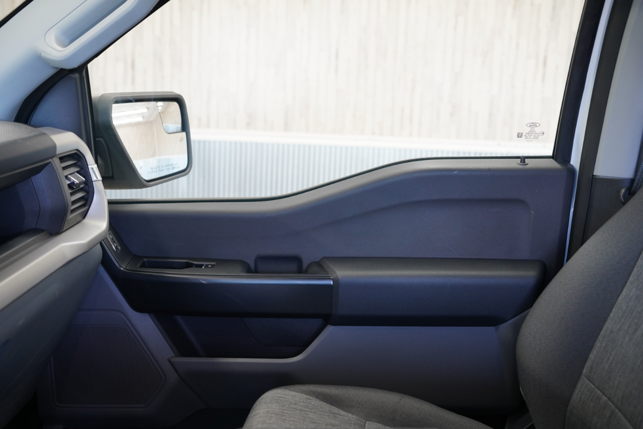 Ford F-150 XL 4WD Reg Cab 6.5' Box 2023