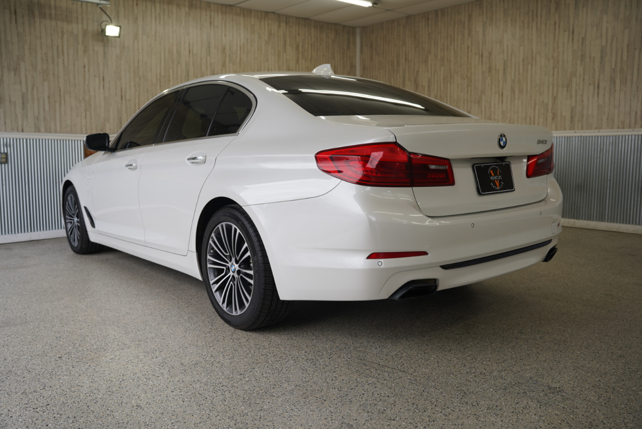 BMW 5 Series 540i Sedan 2018
