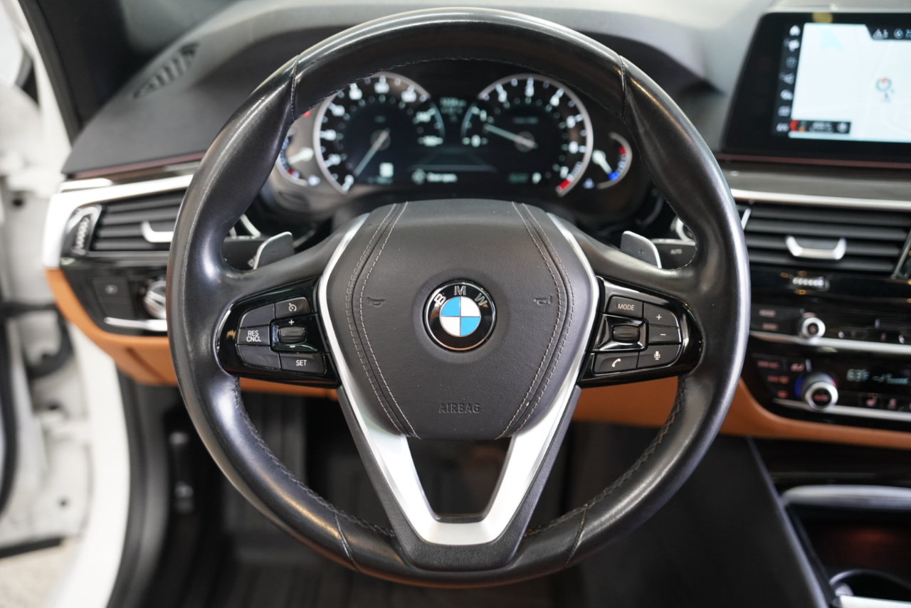 BMW 5 Series 540i Sedan 2018