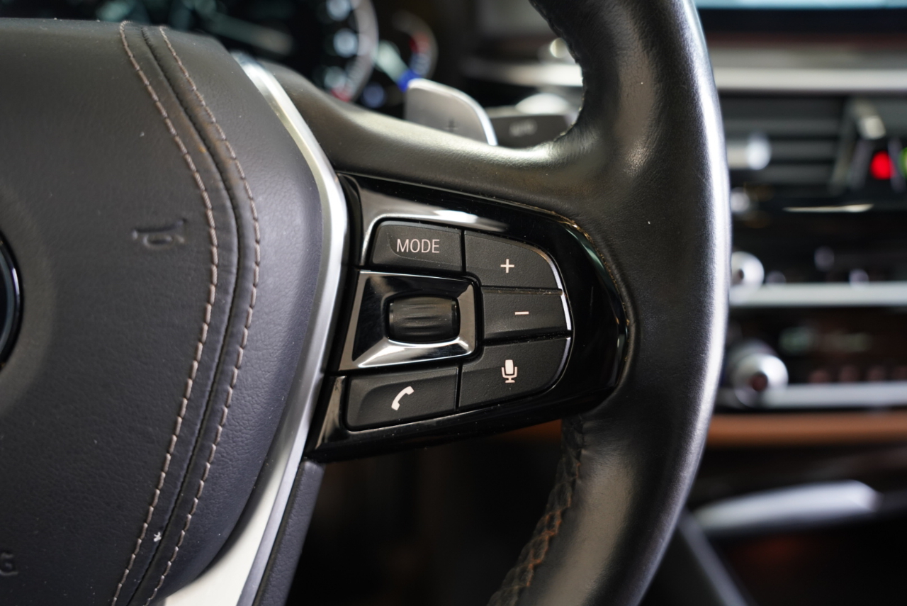 BMW 5 Series 540i Sedan 2018