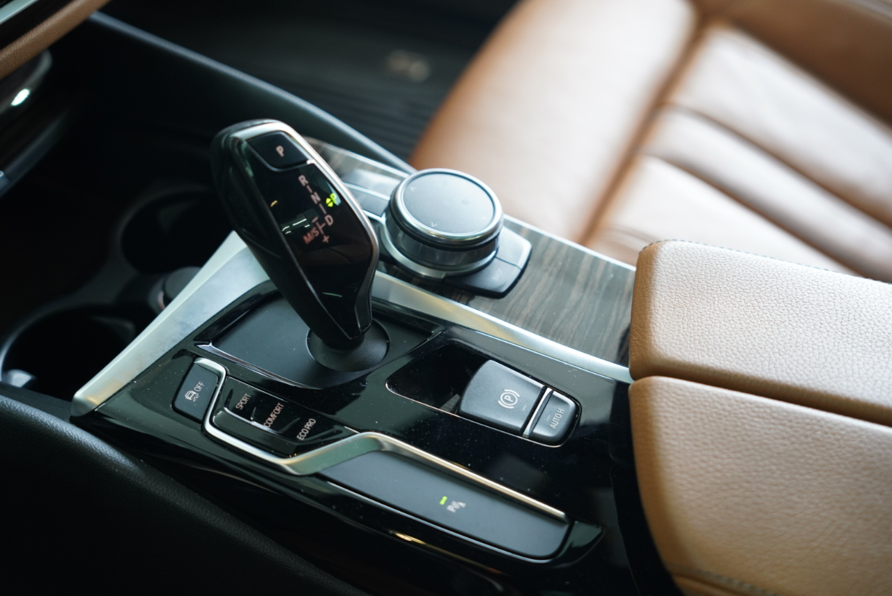 BMW 5 Series 540i Sedan 2018