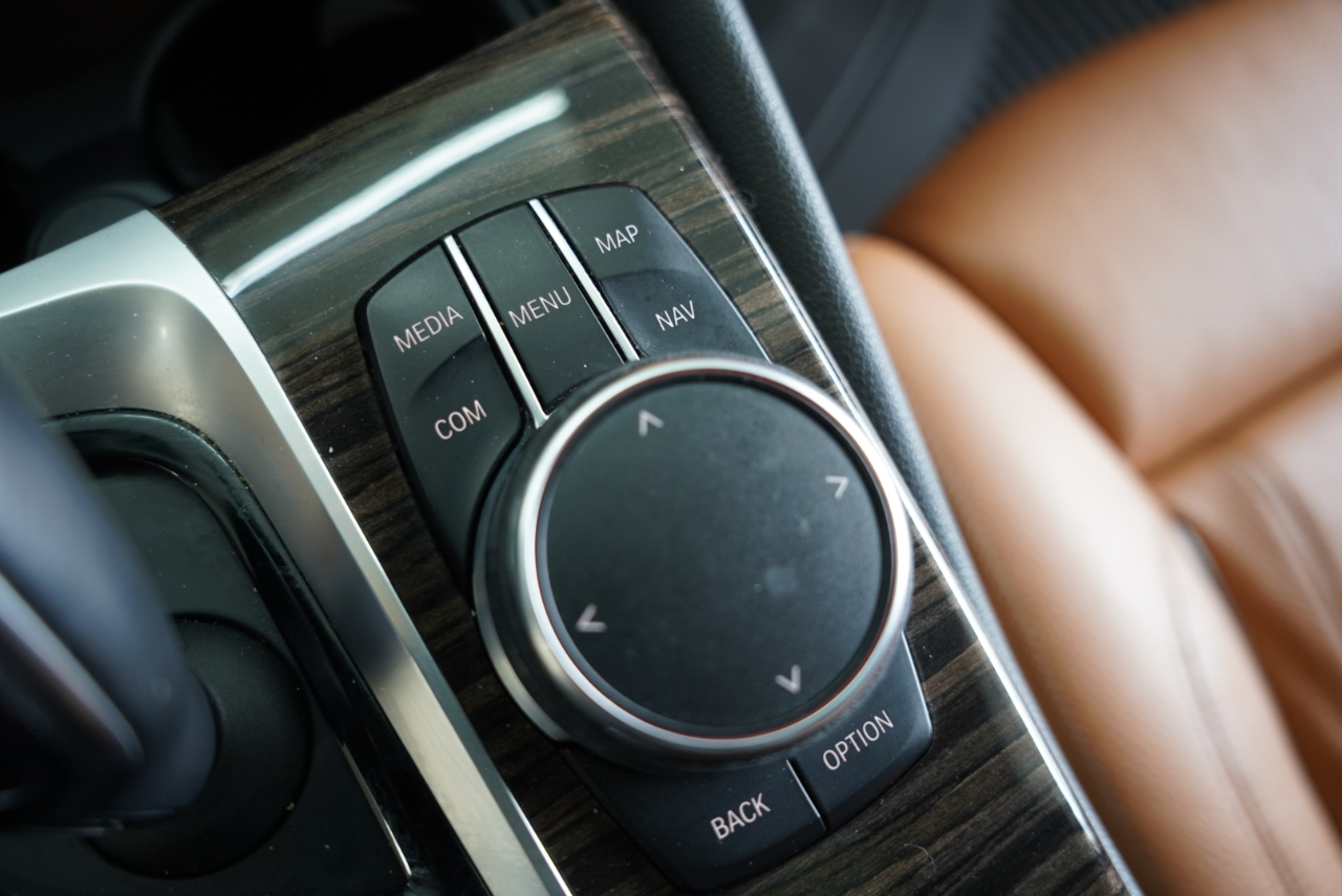 BMW 5 Series 540i Sedan 2018