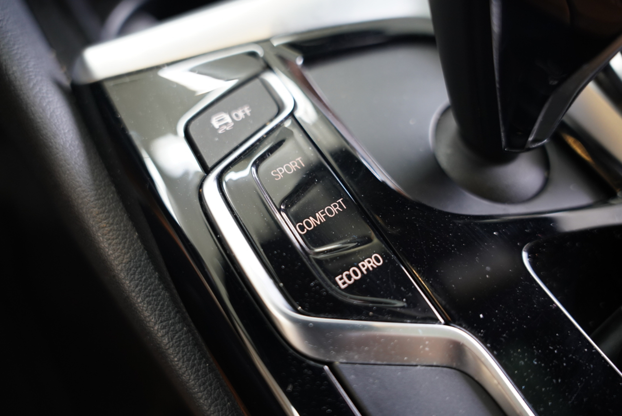 BMW 5 Series 540i Sedan 2018