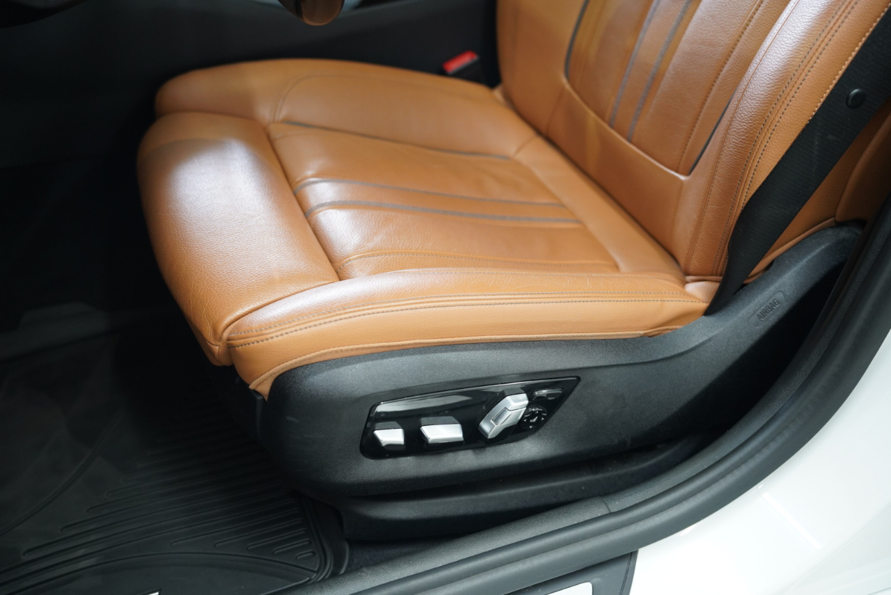 BMW 5 Series 540i Sedan 2018