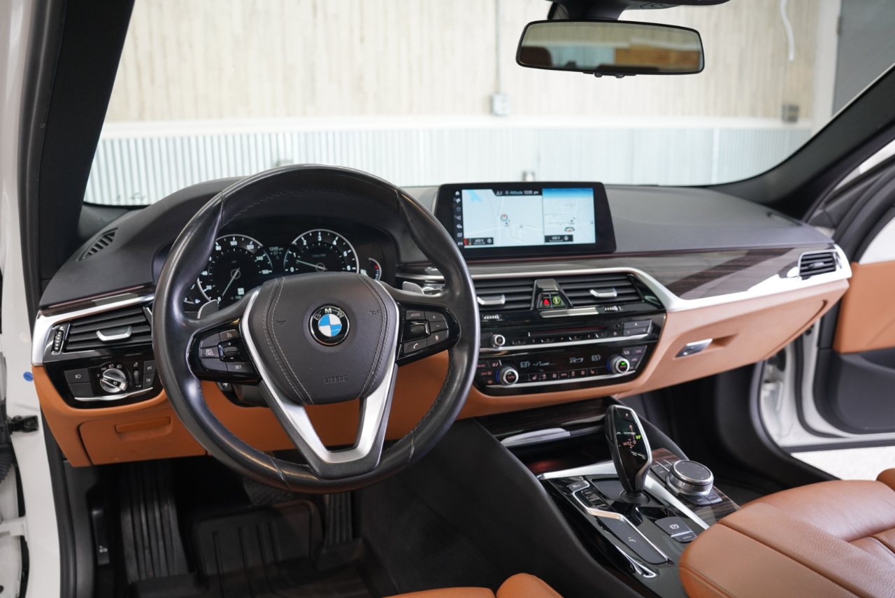 BMW 5 Series 540i Sedan 2018