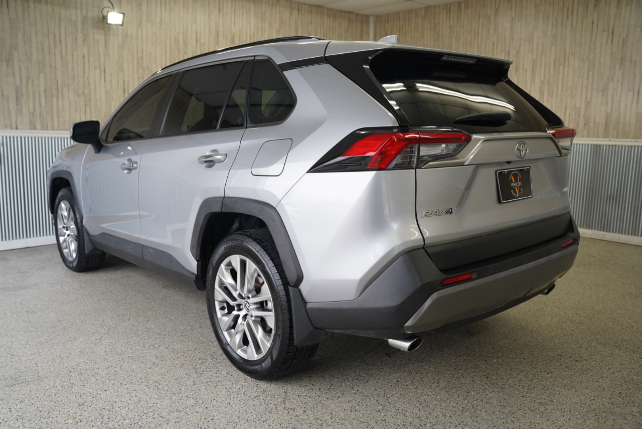 Toyota RAV4 Limited FWD (Natl) 2020