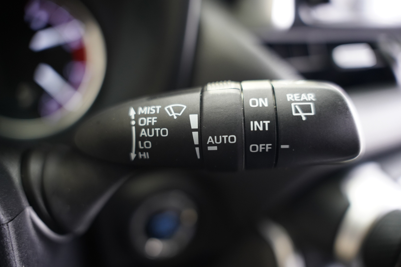 Toyota RAV4 Limited FWD (Natl) 2020