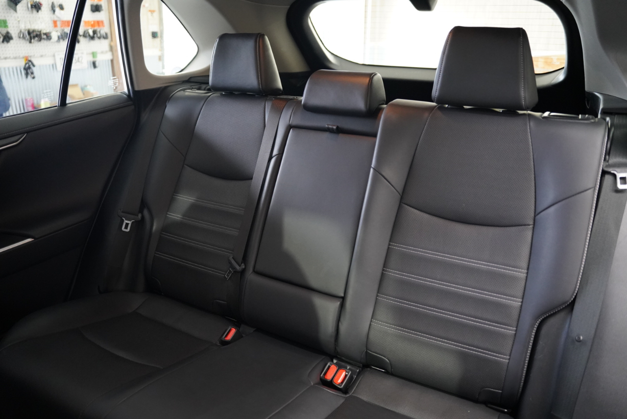 Toyota RAV4 Limited FWD (Natl) 2020