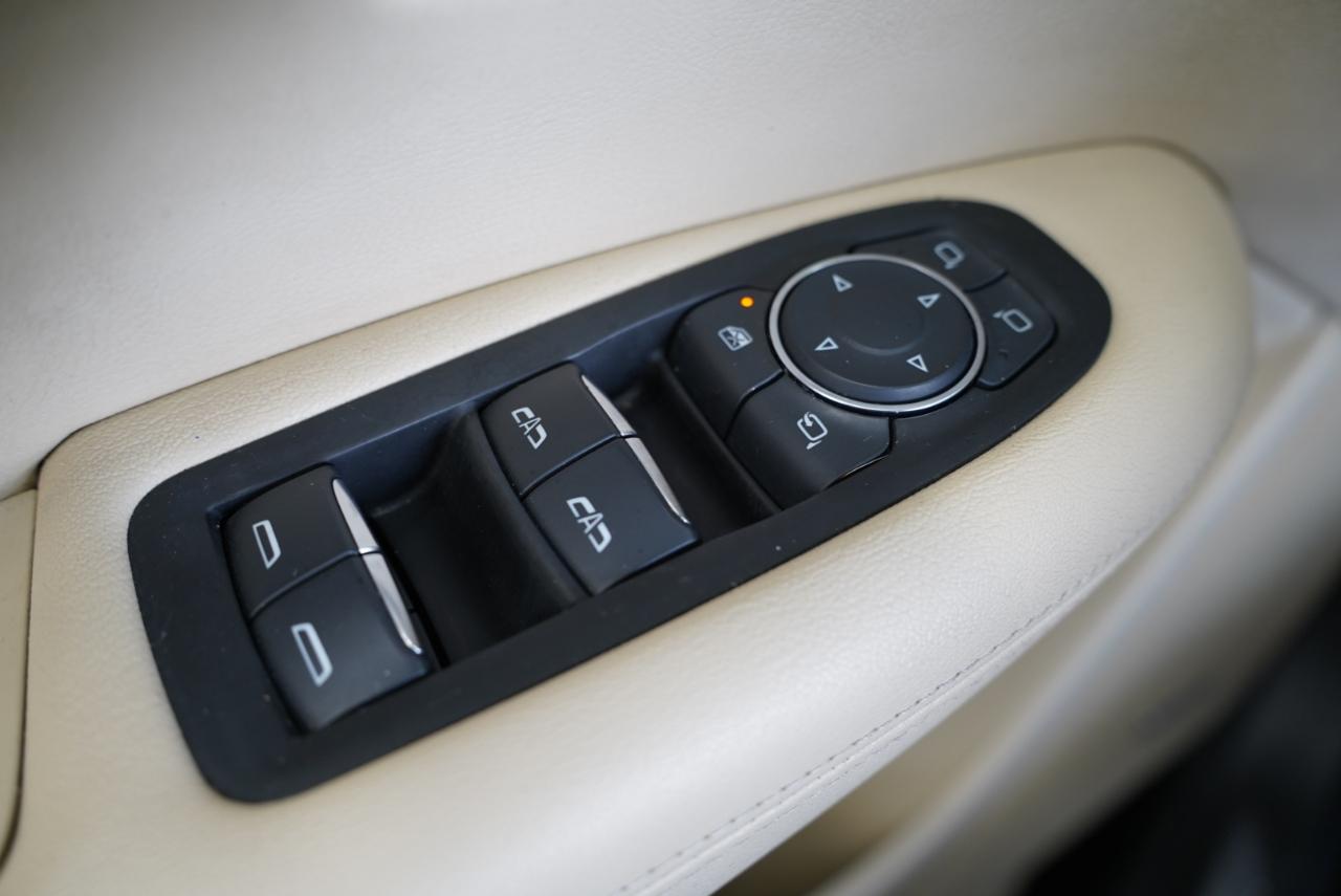 Cadillac XT5 FWD 4dr Premium Luxury 2017