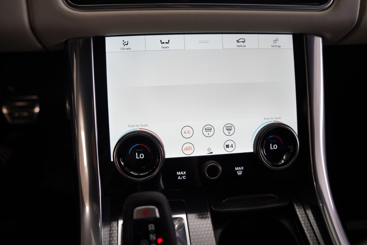 Land Rover Range Rover Sport Turbo i6 MHEV HST 2022