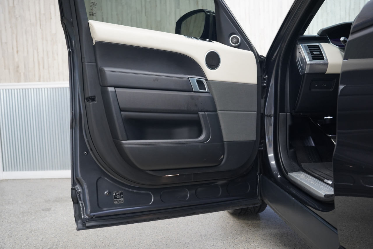 Land Rover Range Rover Sport Turbo i6 MHEV HST 2022