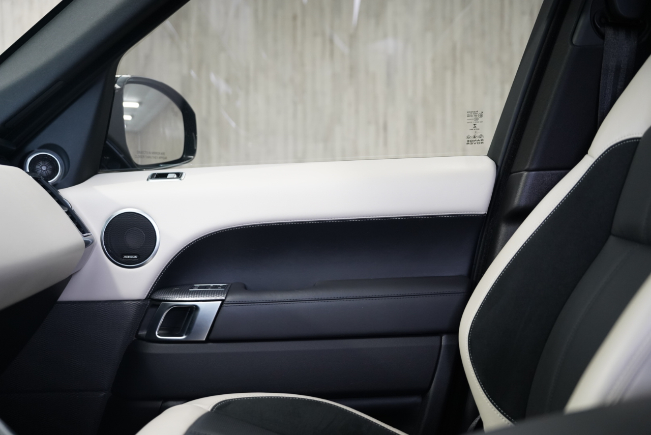 Land Rover Range Rover Sport Turbo i6 MHEV HST 2022