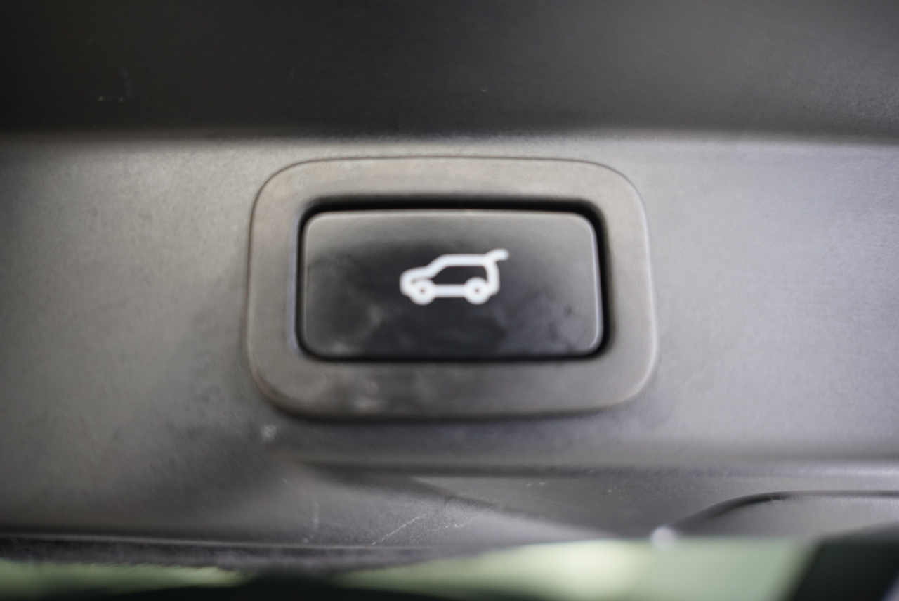 Land Rover Range Rover Sport Turbo i6 MHEV HST 2022