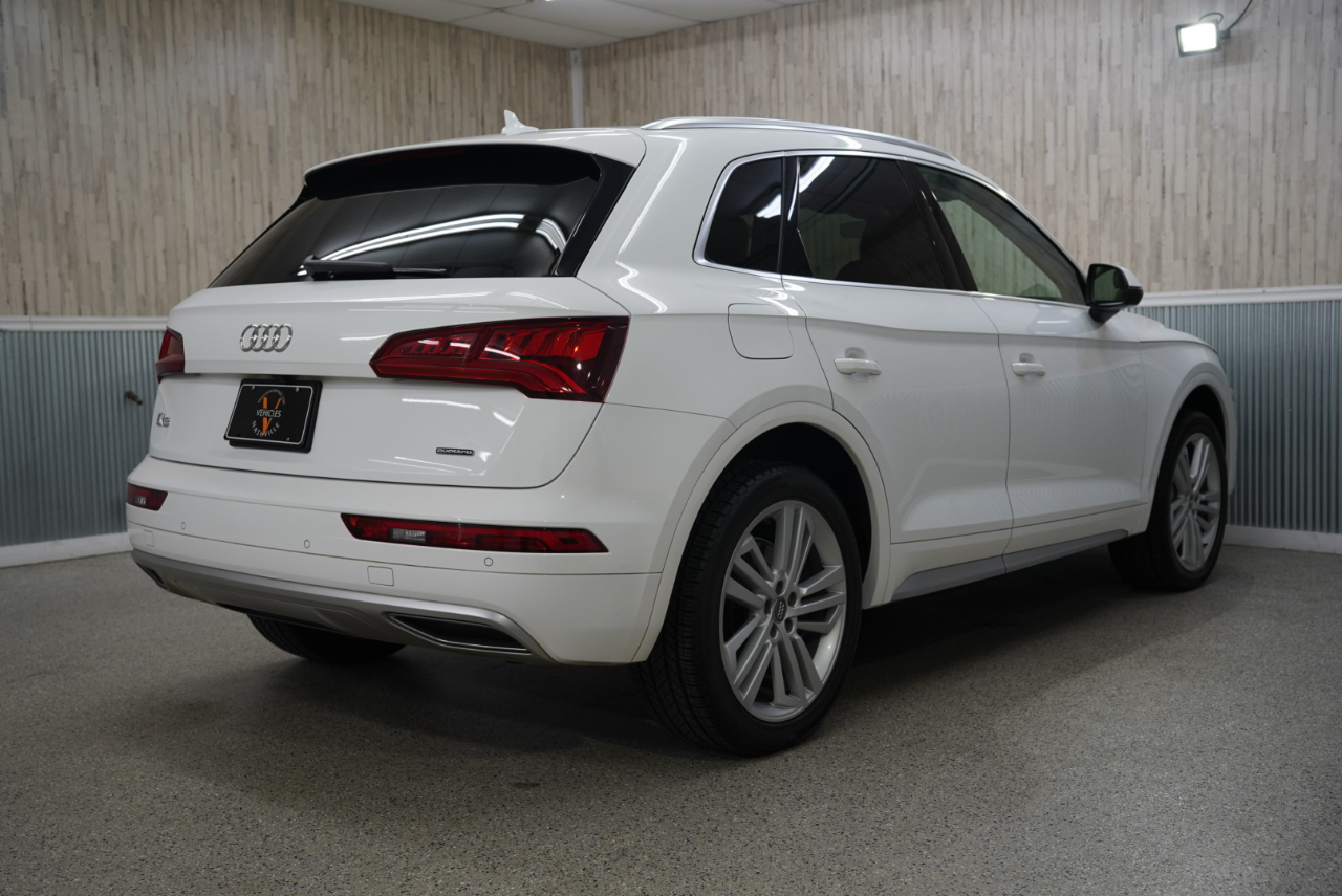 Audi Q5 Premium Plus 45 TFSI quattro 2020