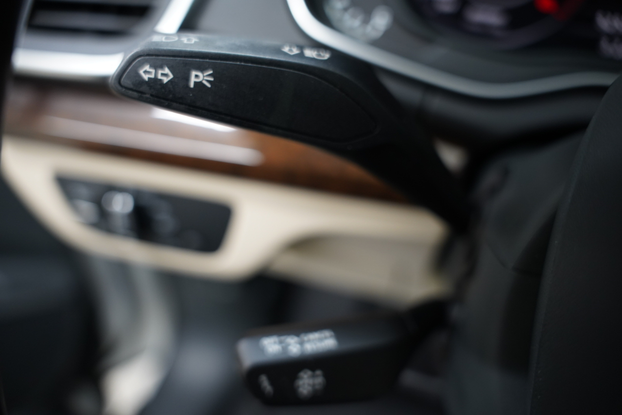 Audi Q5 Premium Plus 45 TFSI quattro 2020