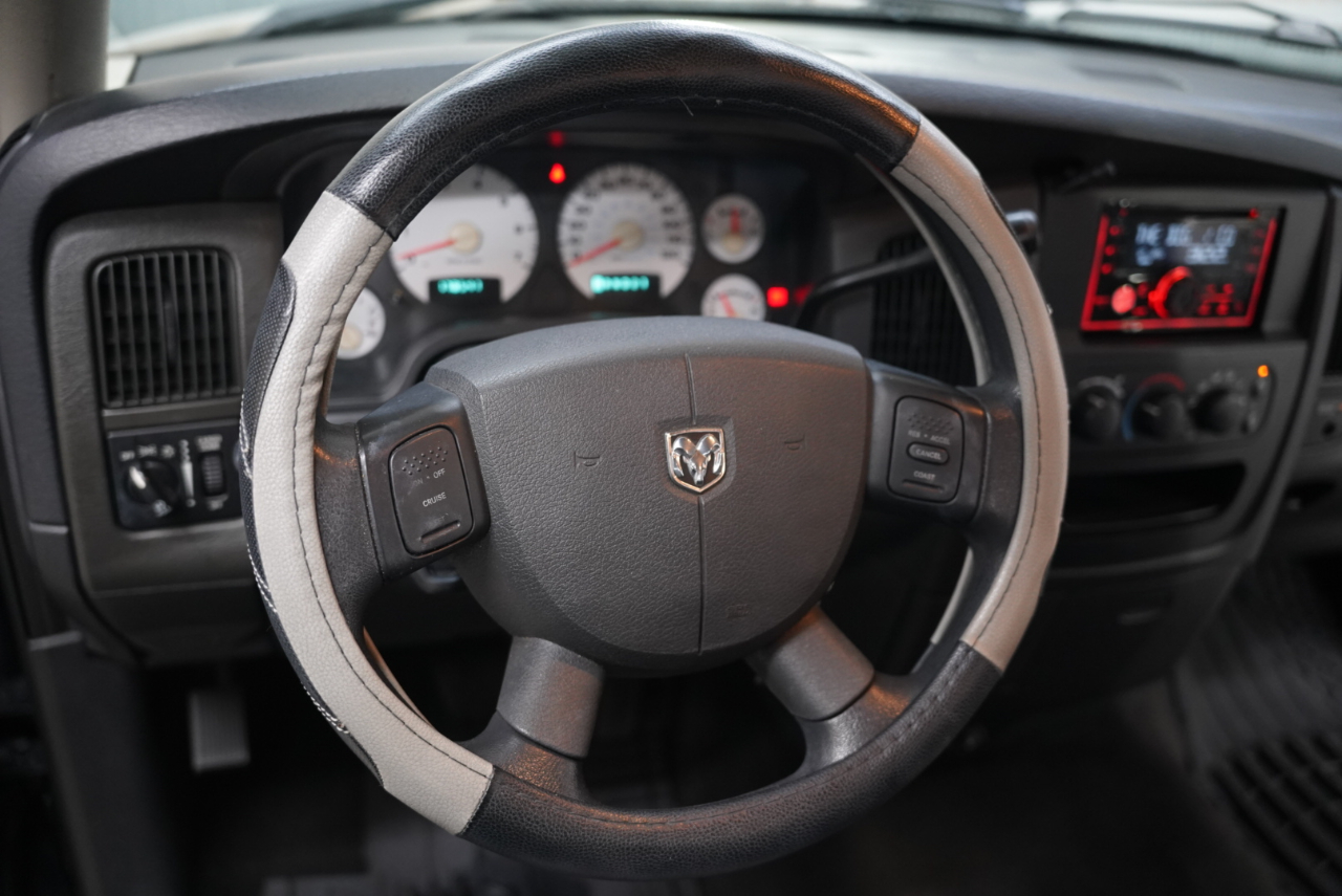 Dodge Ram 1500  2004