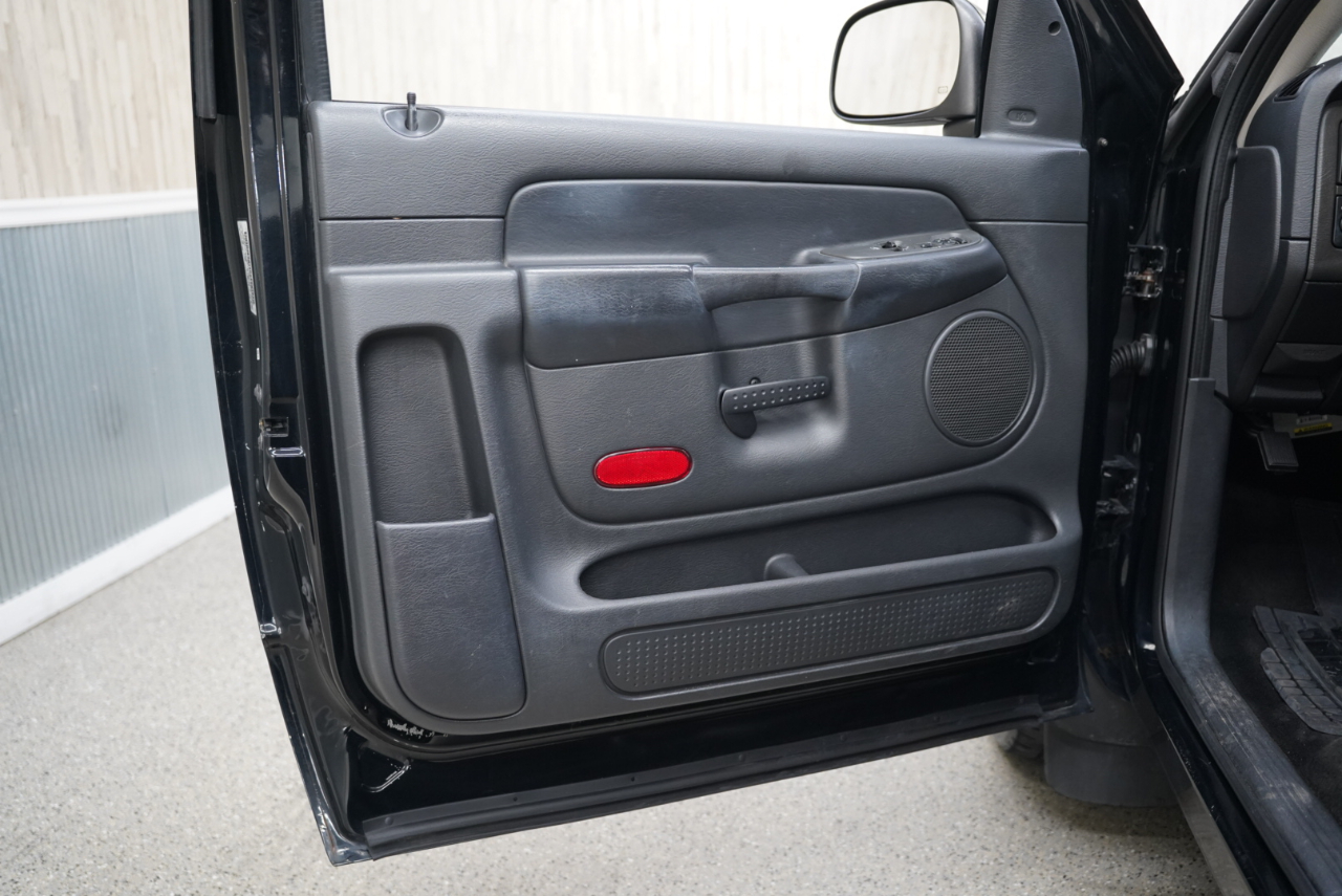 Dodge Ram 1500  2004