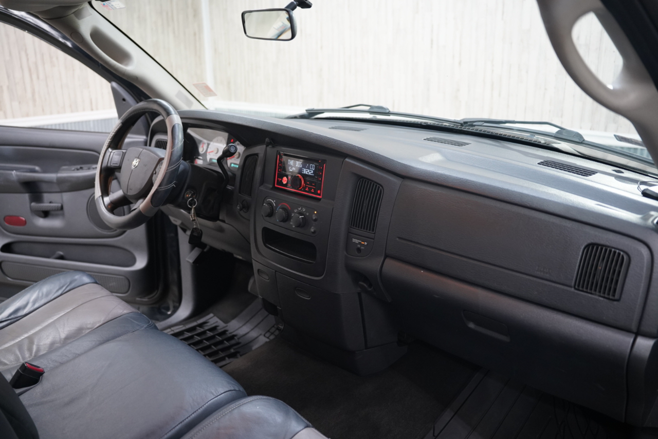 Dodge Ram 1500  2004